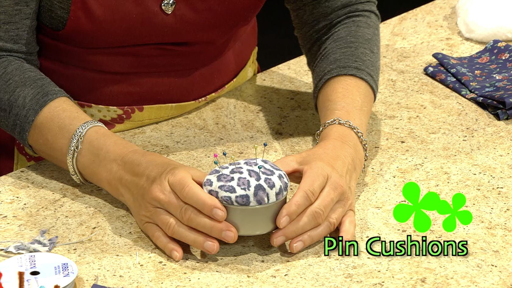 Auntie Sharon's Crafts Short: Homemade Pin Cushions